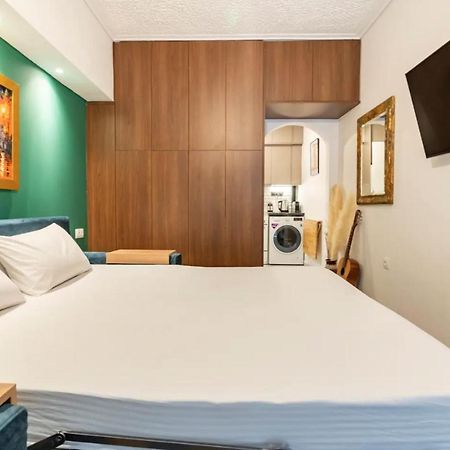 Cute Tiny Apartment In The Heart Of Flisvos 아테네 외부 사진