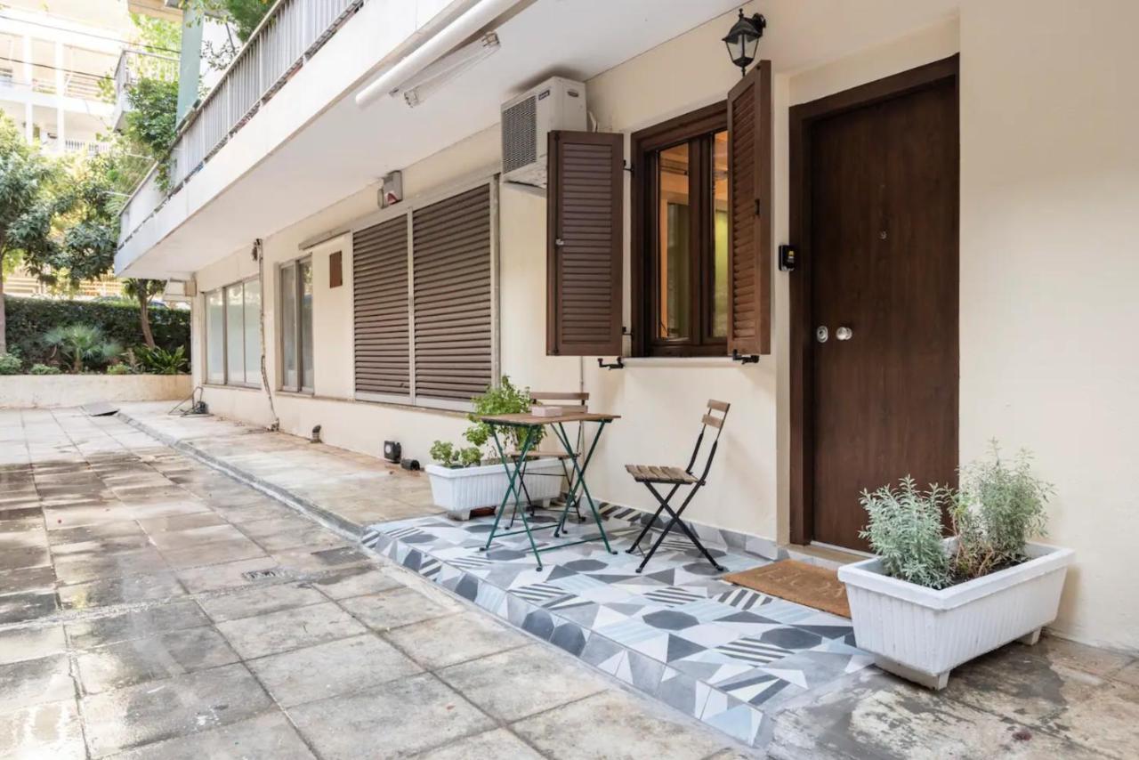 Cute Tiny Apartment In The Heart Of Flisvos 아테네 외부 사진