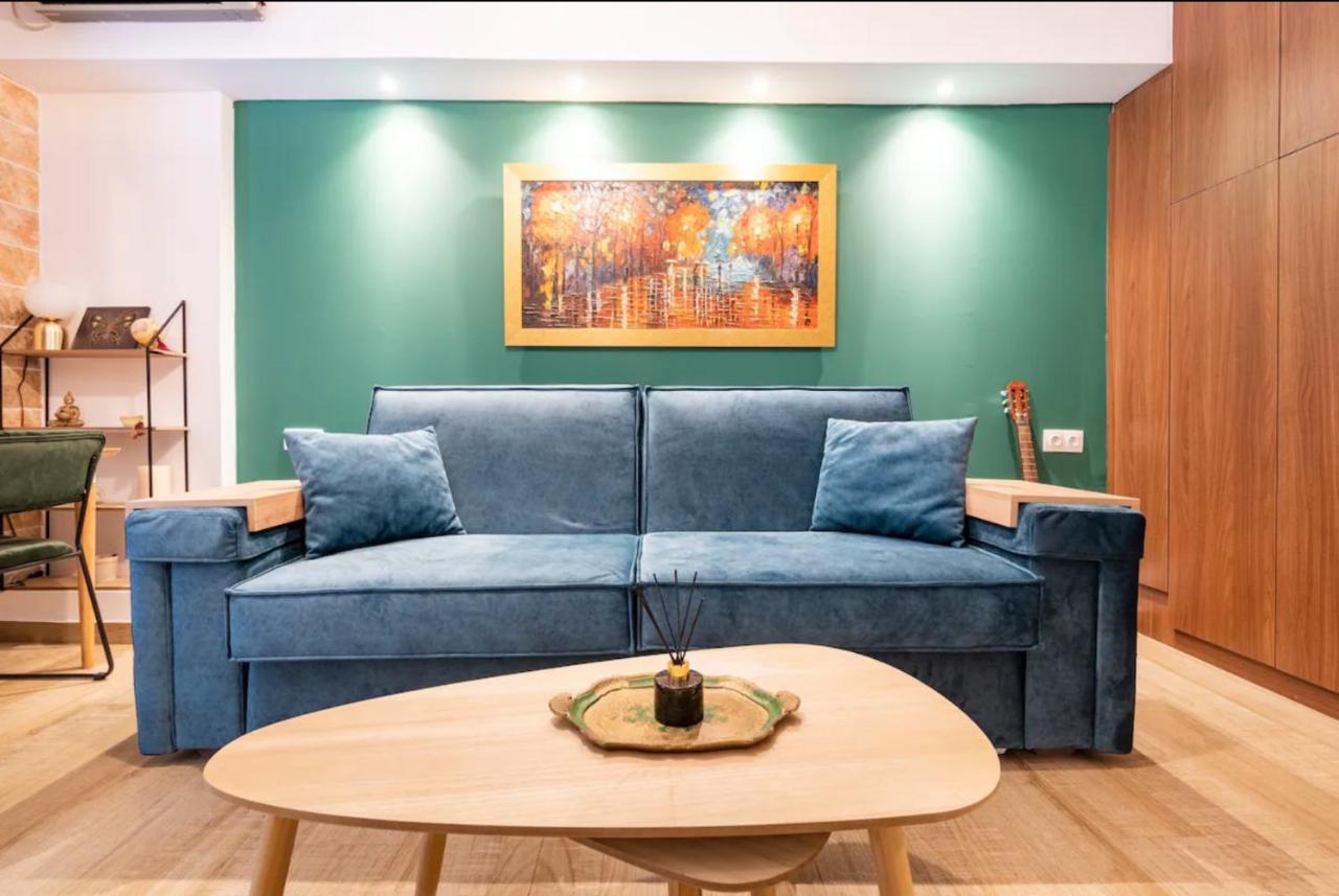 Cute Tiny Apartment In The Heart Of Flisvos 아테네 외부 사진